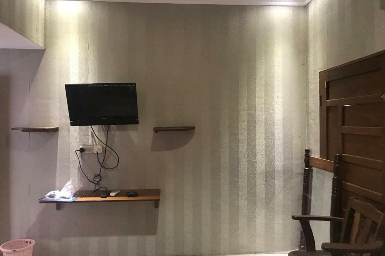 OYO 1752 Hotel Wisata Kisaran Bagian luar foto